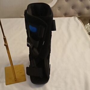 Black Medical Walking Boot